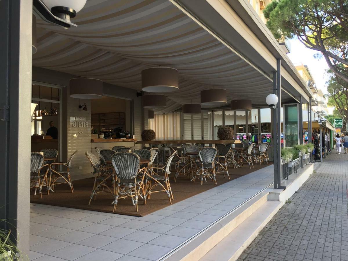 Arena Hotel